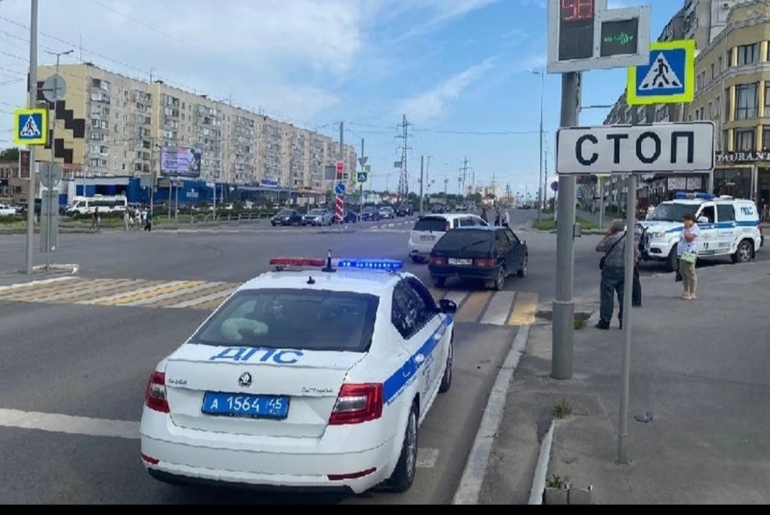 Осторожно, самокат.